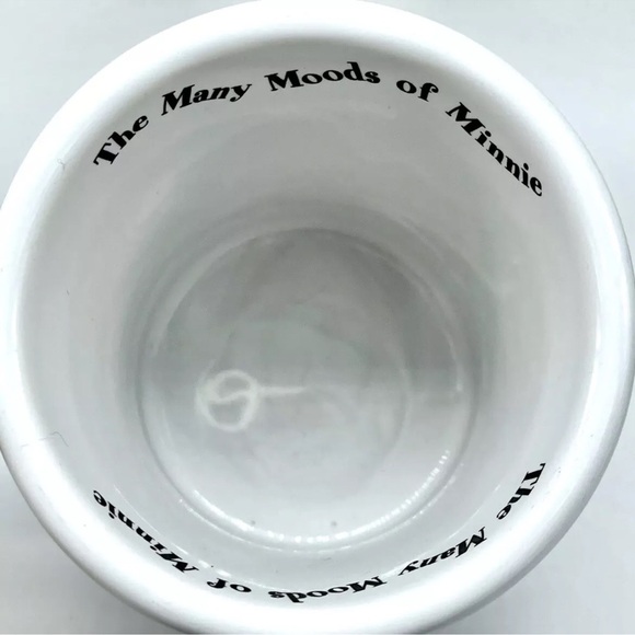 DISNEY Store "The Many Moods of Minnie" White Minnie Mouse Ceramic Mug Cup 12 oz - Picture 6 of 7